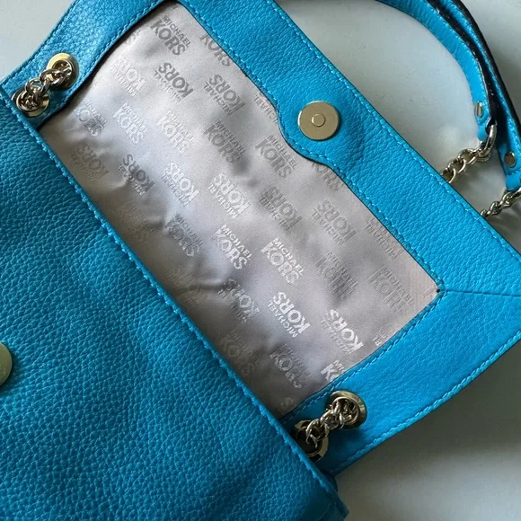 Michael Kors Turquoise Shoulder Bag with Gold Chain - Picture 2 of 8